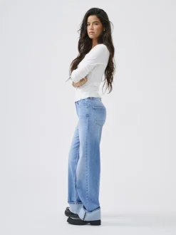 ONLMERCER Hög midja Vida ben Jeans