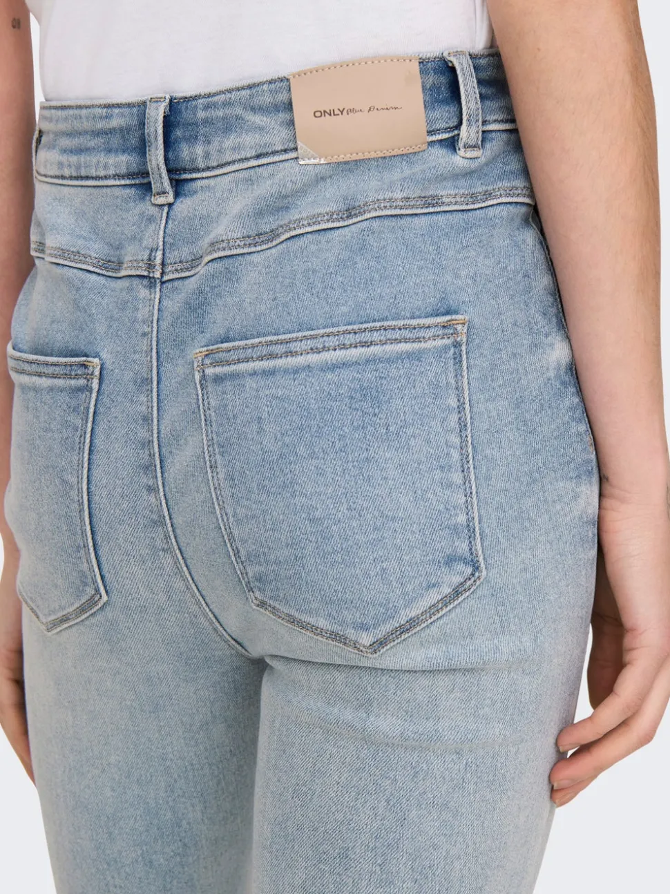 ONLMILA Hög midja Utsvängd passform Jeans