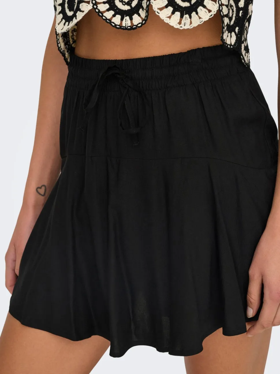 ONLNALA Skort Kort kjol
