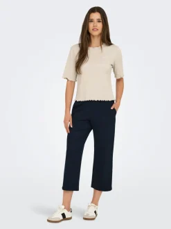 ONLPOPTRASH-SUKI Cropped Fit Klassiska byxor
