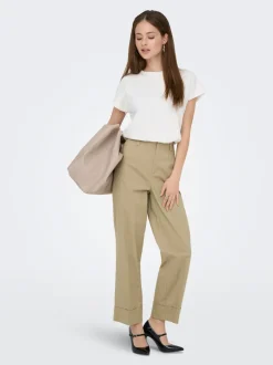 ONLROSALIE Cropped Fit Chinos