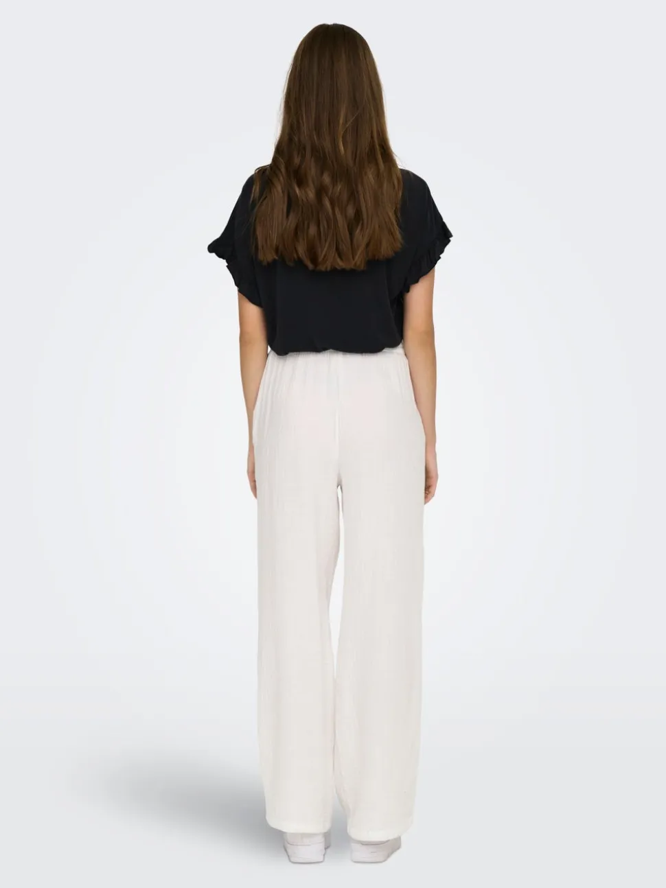 ONLTHYRA Comfort fit Byxor med vida ben