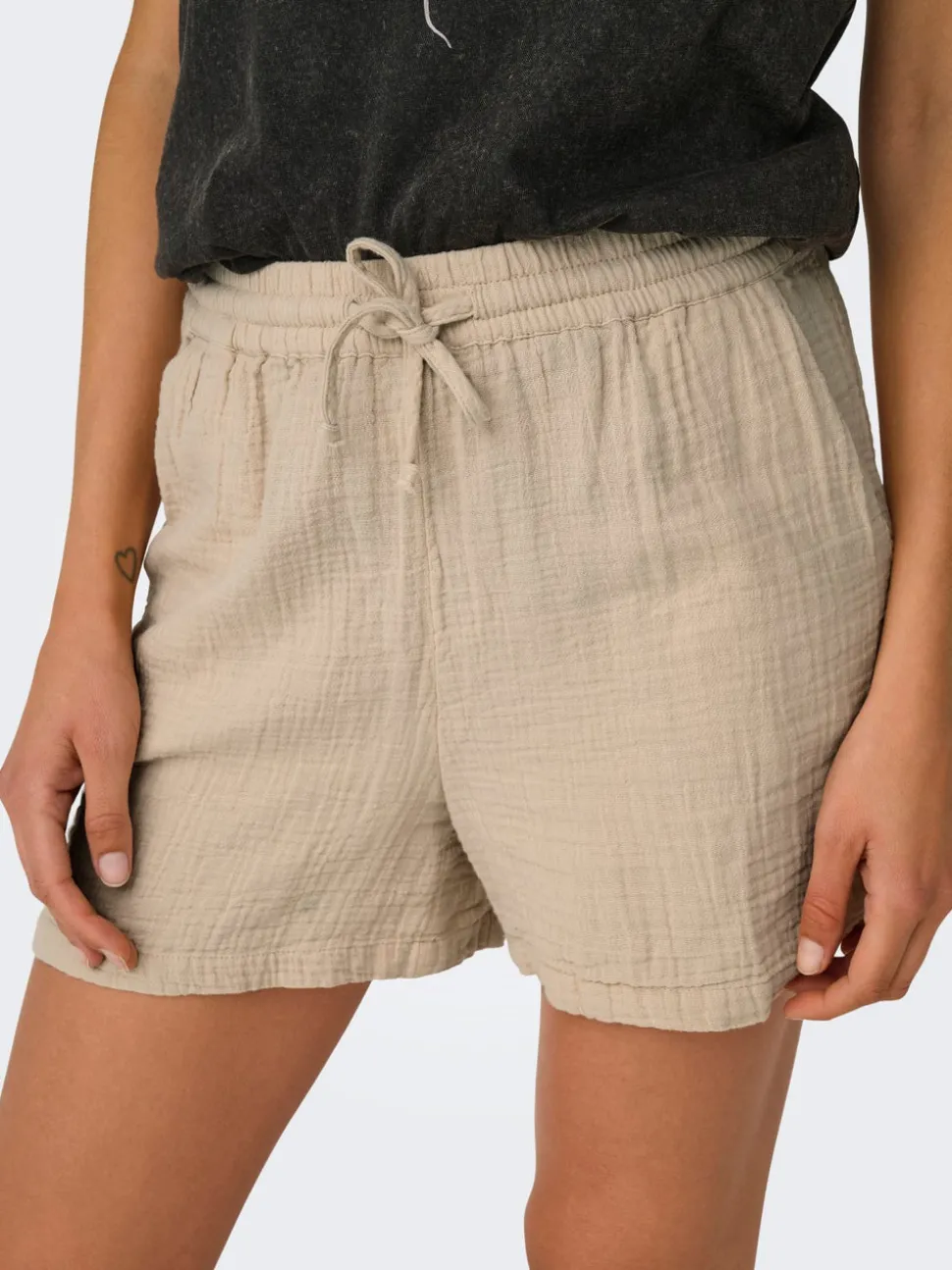 ONLTHYRA Normal passform Shorts