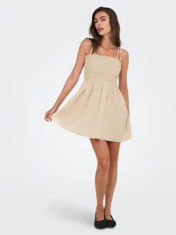 ONLTIZANA Kort klänning