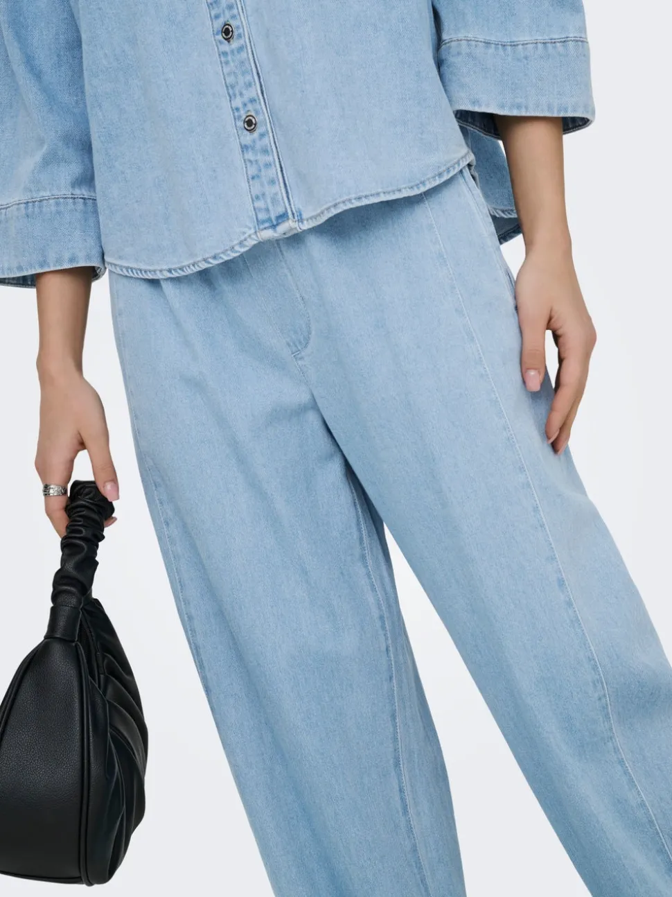 ONLVIX Medelhög midja Barrel-passform Jeans