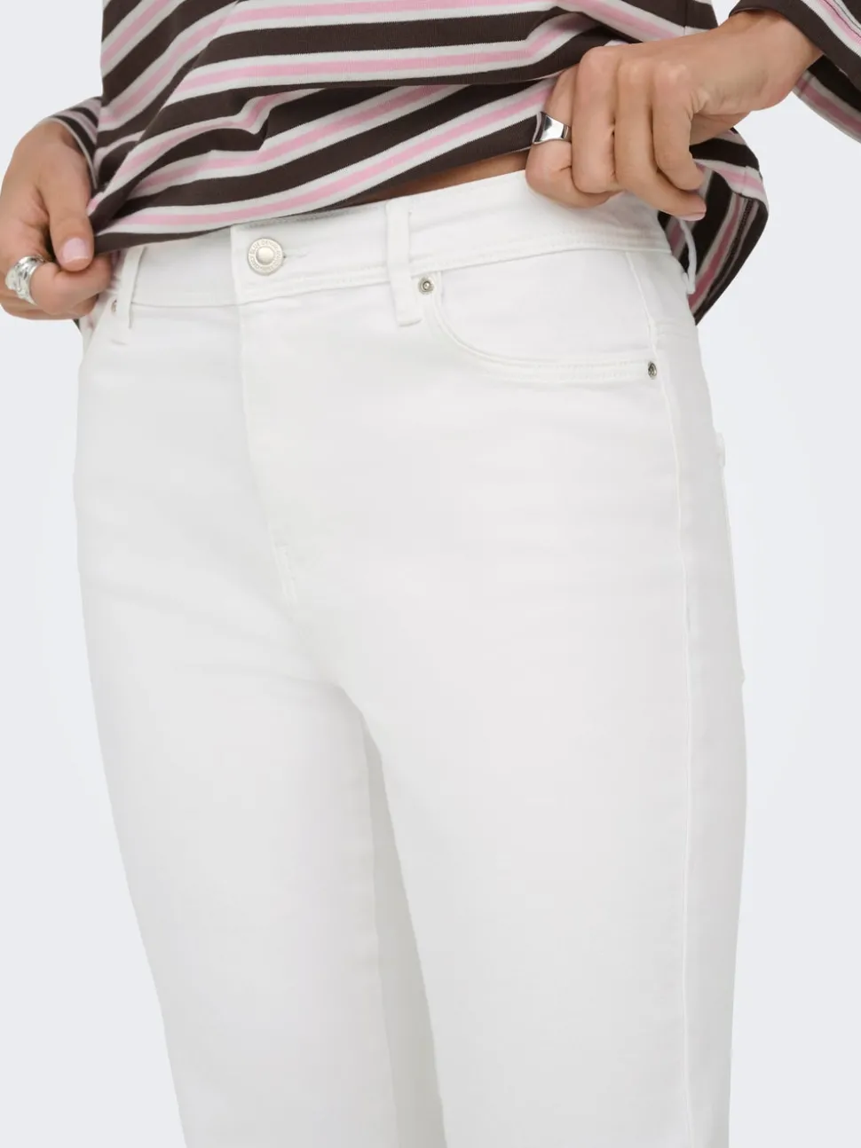 ONLWAUW Hög midja Utsvängd passform Jeans