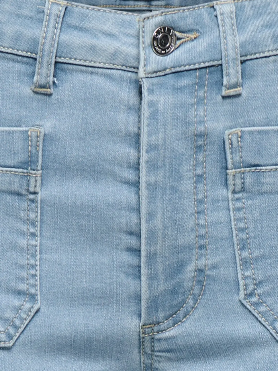 ONLWAUW Hög midja Utsvängd passform Jeans