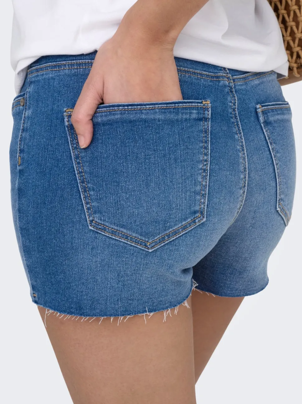 ONLWAUW Medelhög midja Normal passform Denimshorts