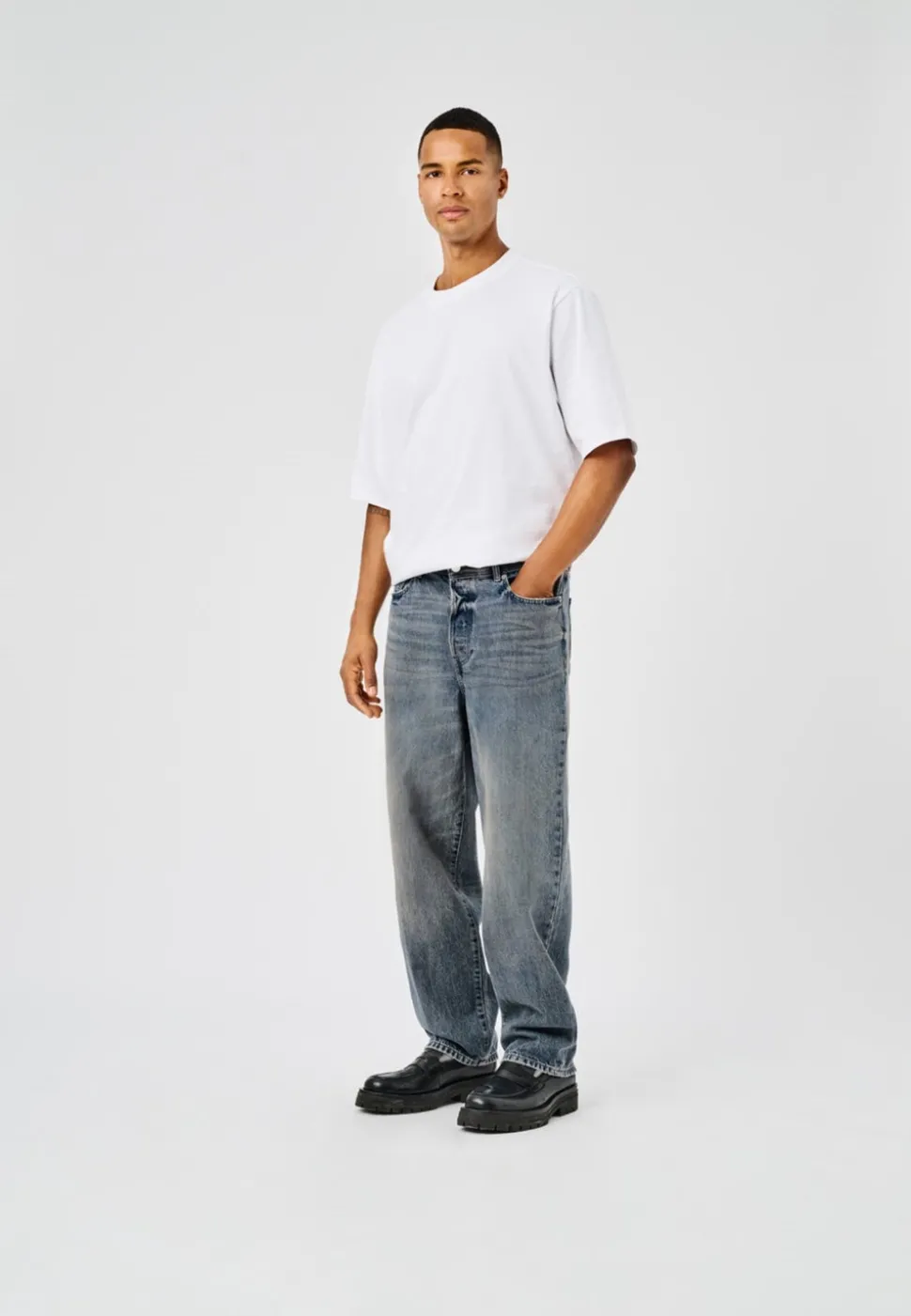 ONSFADE Medelhög midja Lös passform Jeans