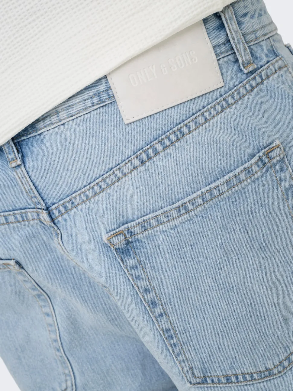 ONSFADE Medelhög midja Lös passform Shorts