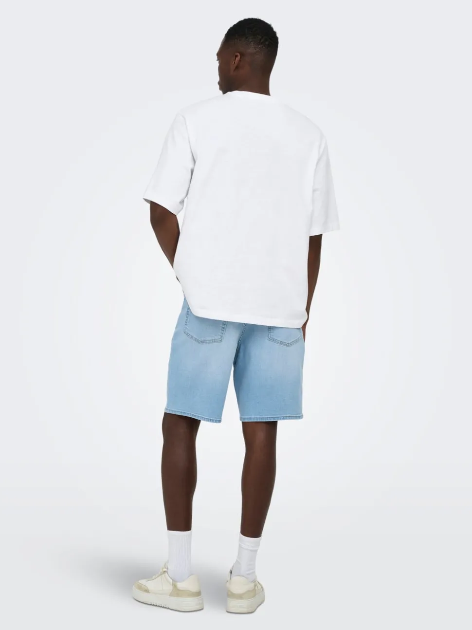 ONSFADE Medelhög midja Lös passform Shorts