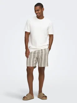 ONSTREV Medelhög midja Normal passform Shorts