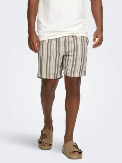 ONSTREV Medelhög midja Normal passform Shorts