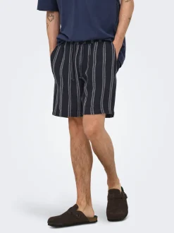 ONSTREV Medelhög midja Normal passform Shorts