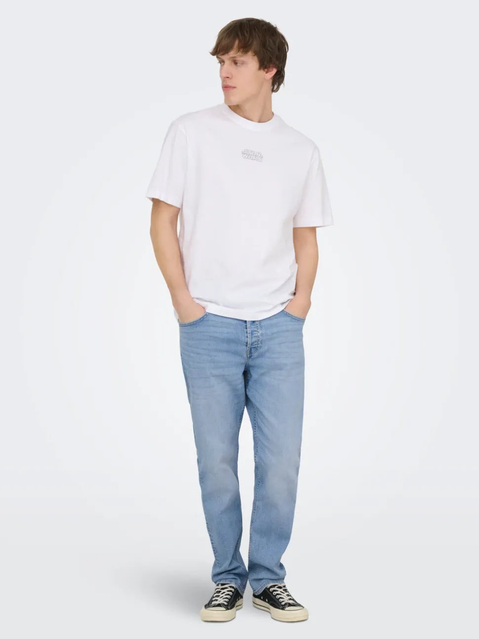 ONSYOKE Medelhög midja Avsmalnande passform Jeans