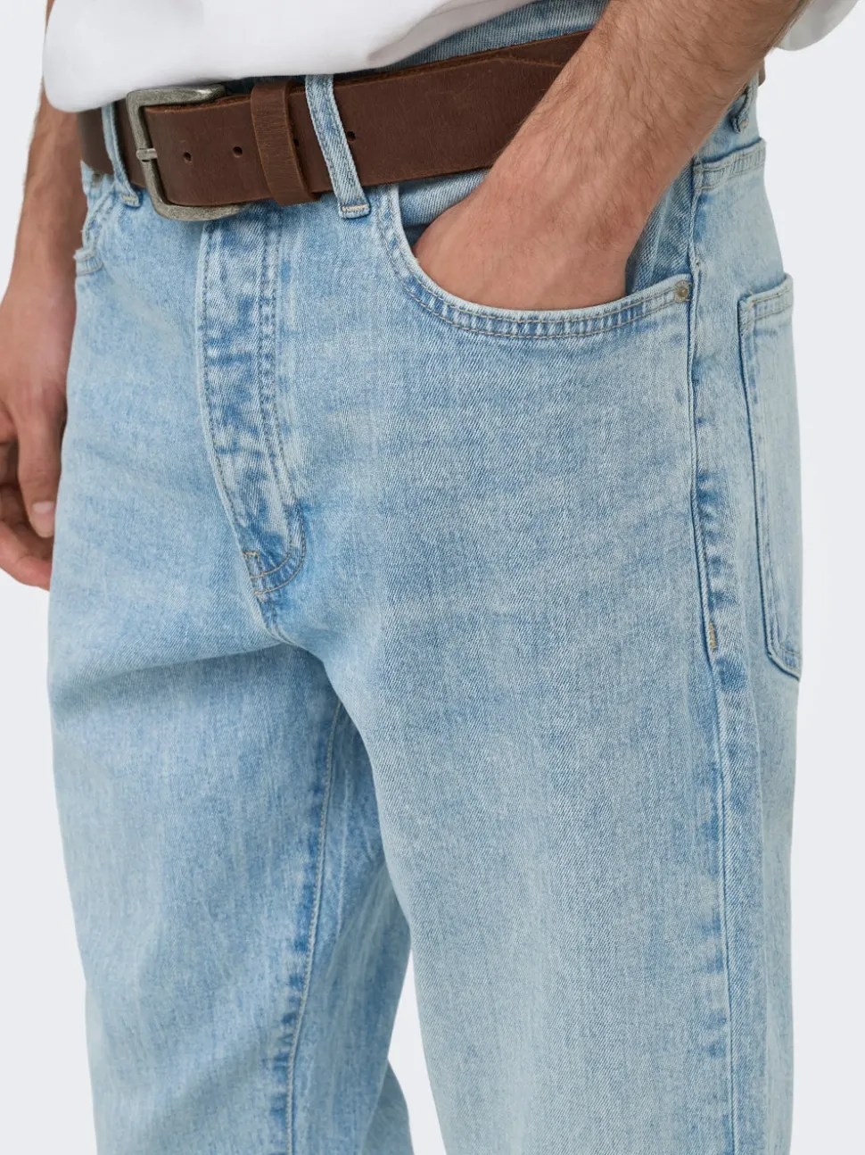 ONSYOKE Medelhög midja Avsmalnande passform Stretch Jeans