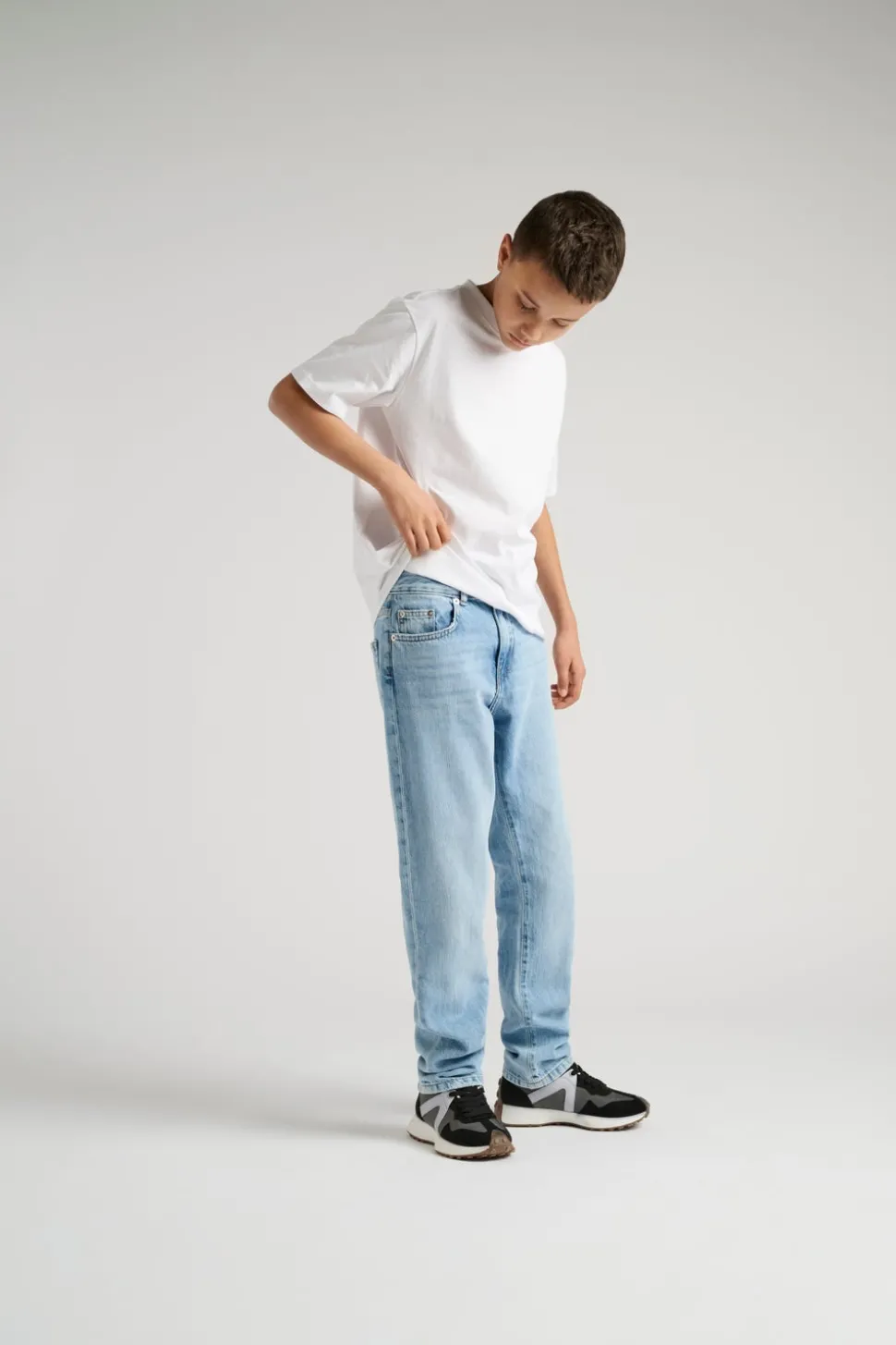 OSJEDGE Medelhög midja Rak passform Jeans