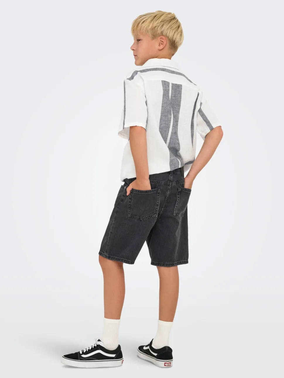 OSJEDGE Medelhög midja Rak passform Shorts